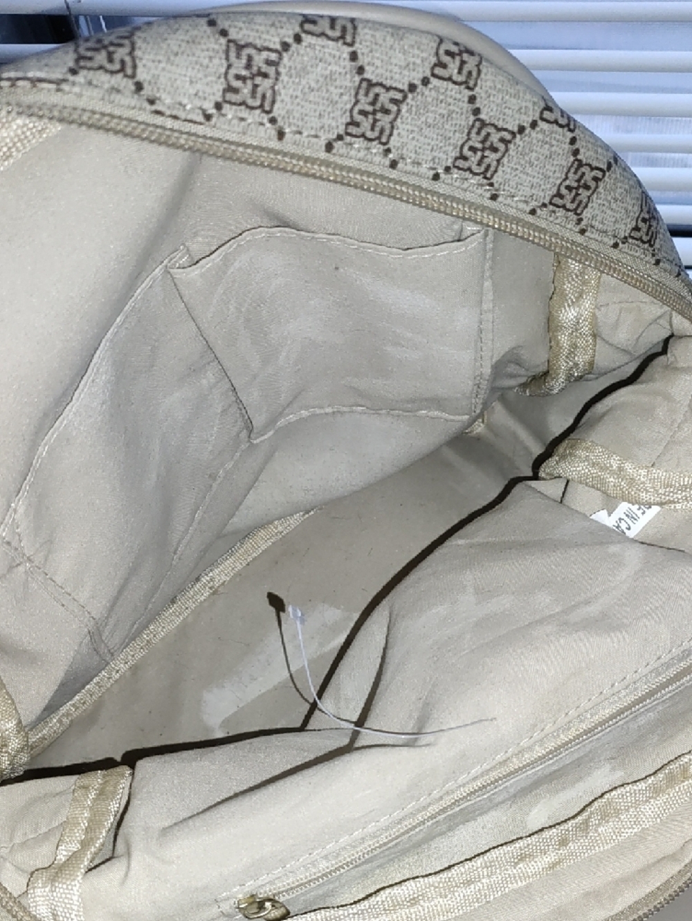 Patterned Small Backpack - Picture 5 of 10